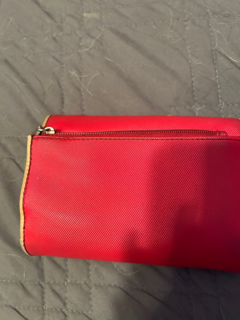 Tommy Hilfiger Red Trifold Wallet with Contrast Trim - Picture 4 of 11